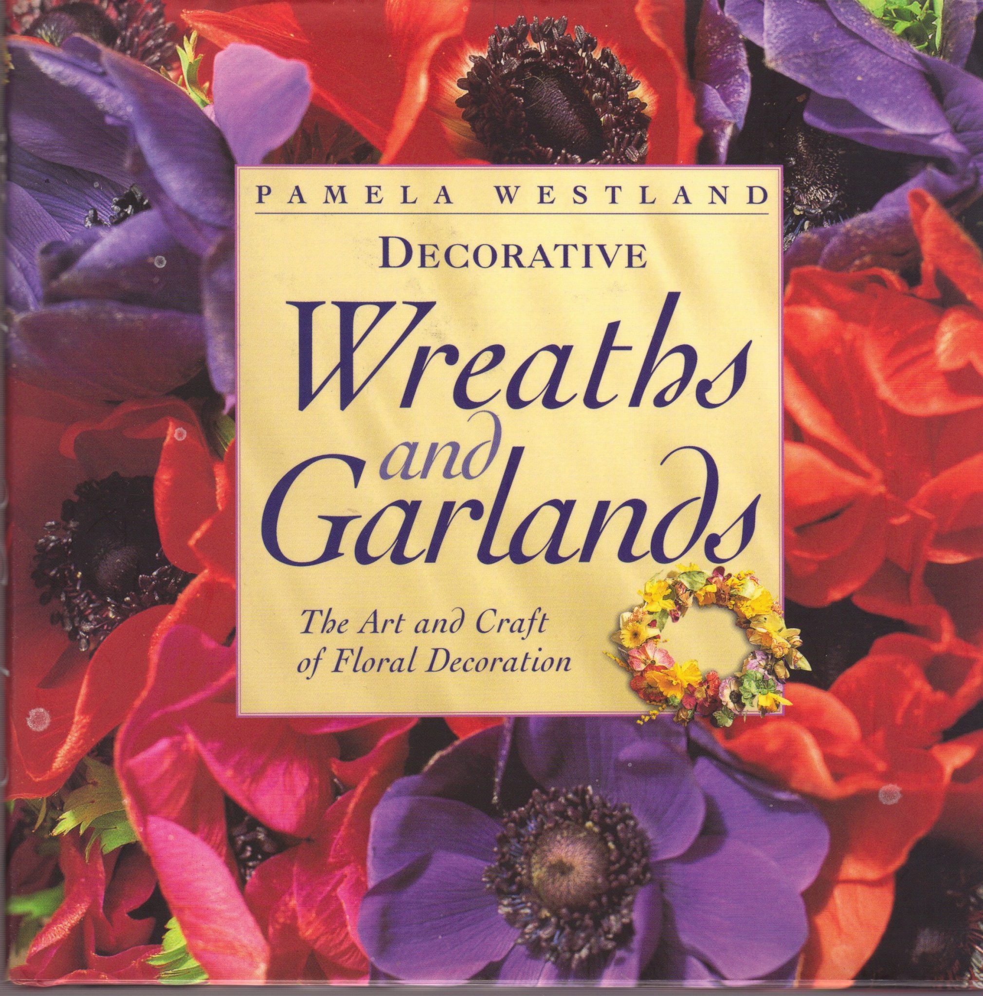 Decorative Wreaths and Garlands Book
