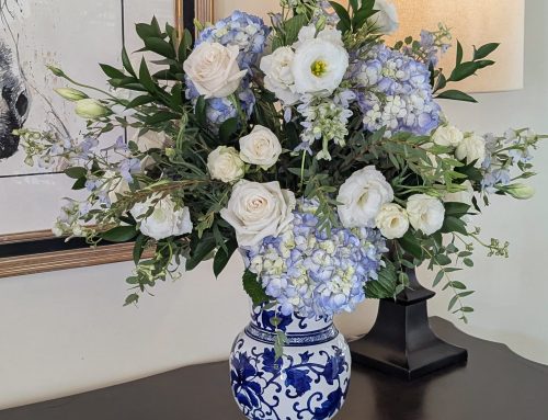 Real Wedding Flowers in a Chinoiserie Theme August 2025